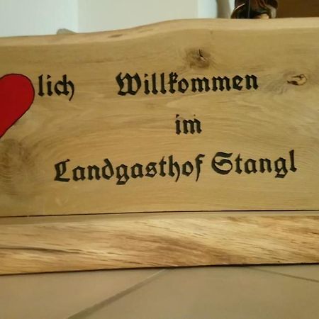 Moosinning Landgasthof Stangl מראה חיצוני תמונה